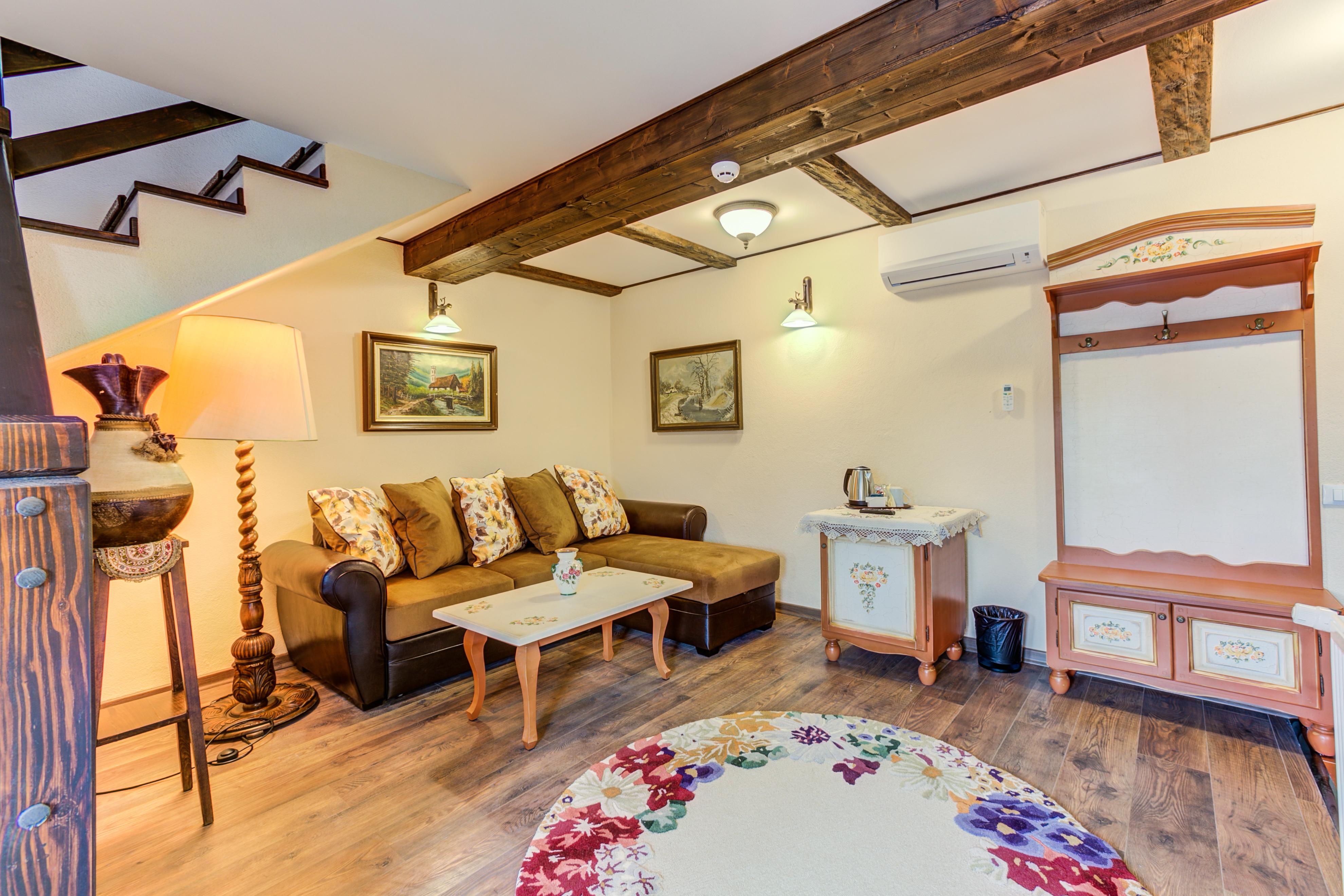 Hotel Conacul Ambient à Cristian  Extérieur photo